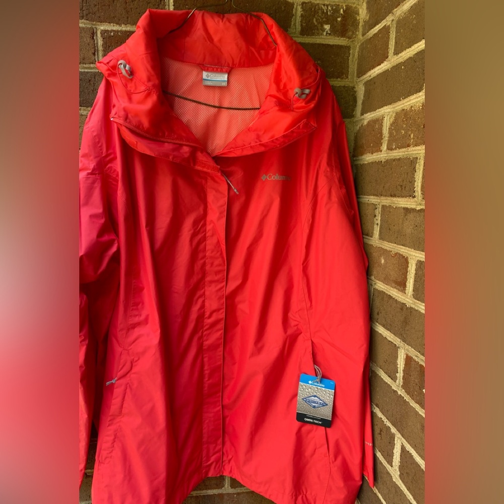 Women’s Columbia Rain Jacket